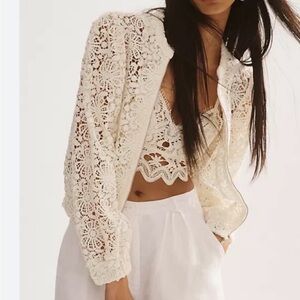 ⭐️ Anthropologie Floral Lace Crochet Bomber Jacket ⭐️ Size Large